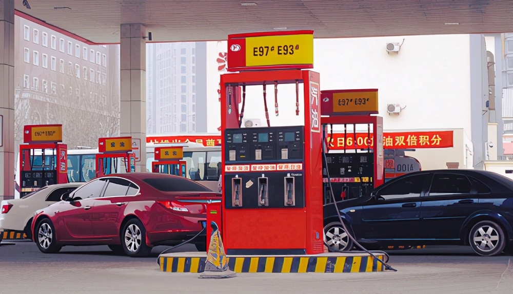 汽油发动机跟柴油发动机的区别,柴油发动机与汽油发动机有何区别