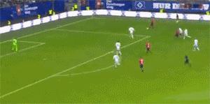 范佩西是红魔名宿还是枪手名宿？球迷怎么看的？范佩西本人呢？