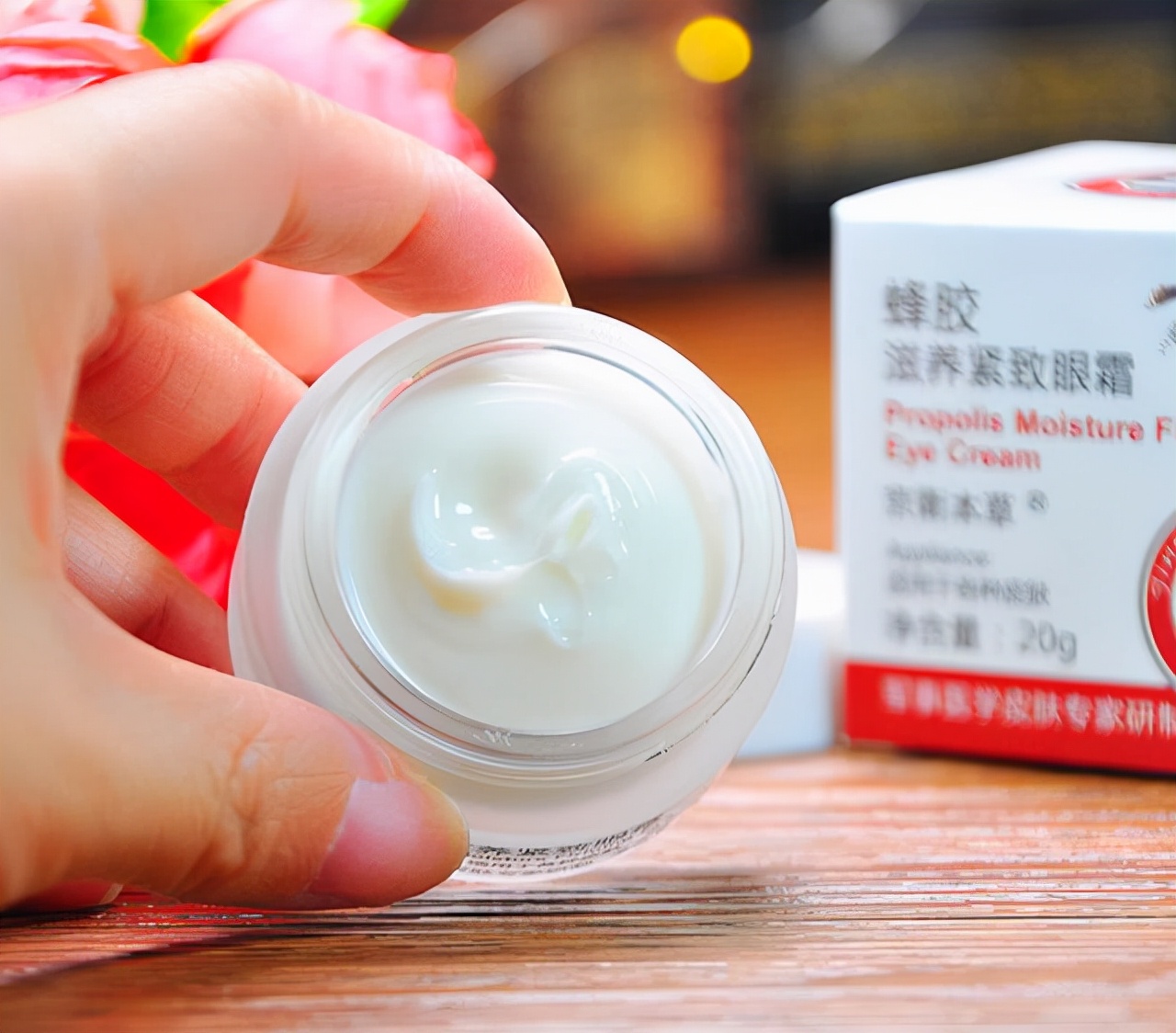 女性保养自己的护肤品前十,脸部保养必备护肤品都有哪些