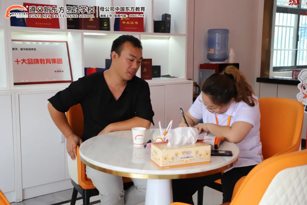 新东方烹饪学校报名学习中餐,遵义新东方烹饪学校的定位是什么