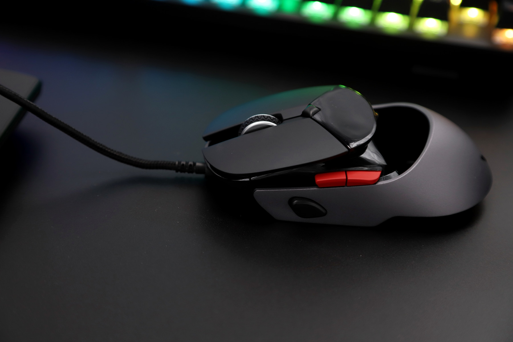 雷柏vt950无线游戏鼠标评测真香,一款自带屏幕的游戏鼠标雷柏vt960