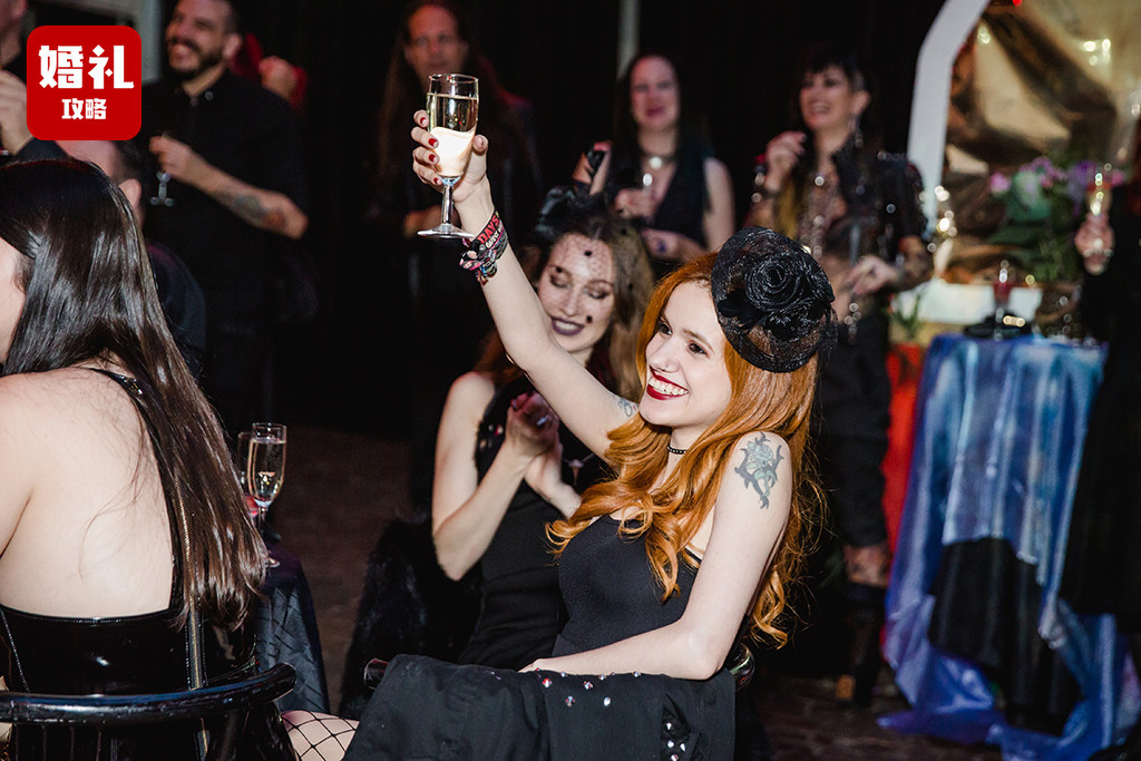 国外哥特风婚礼,英国婚礼玩儿哥特风