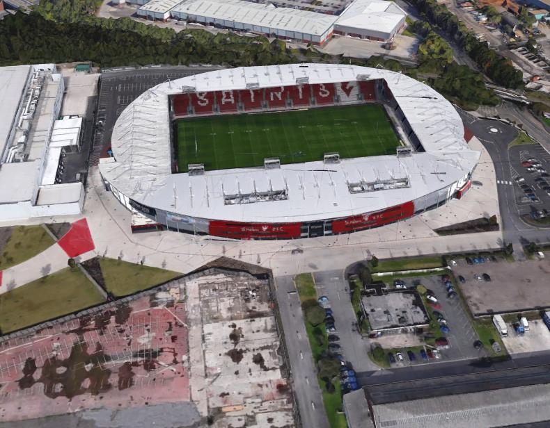 是时候介绍看一下英格兰的橄榄球场了，至少能达到英乙水准