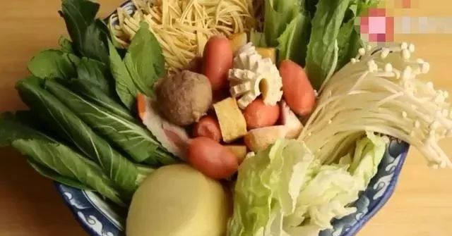 最好吃的麻辣烫做法和配方,如何把麻辣烫做起来