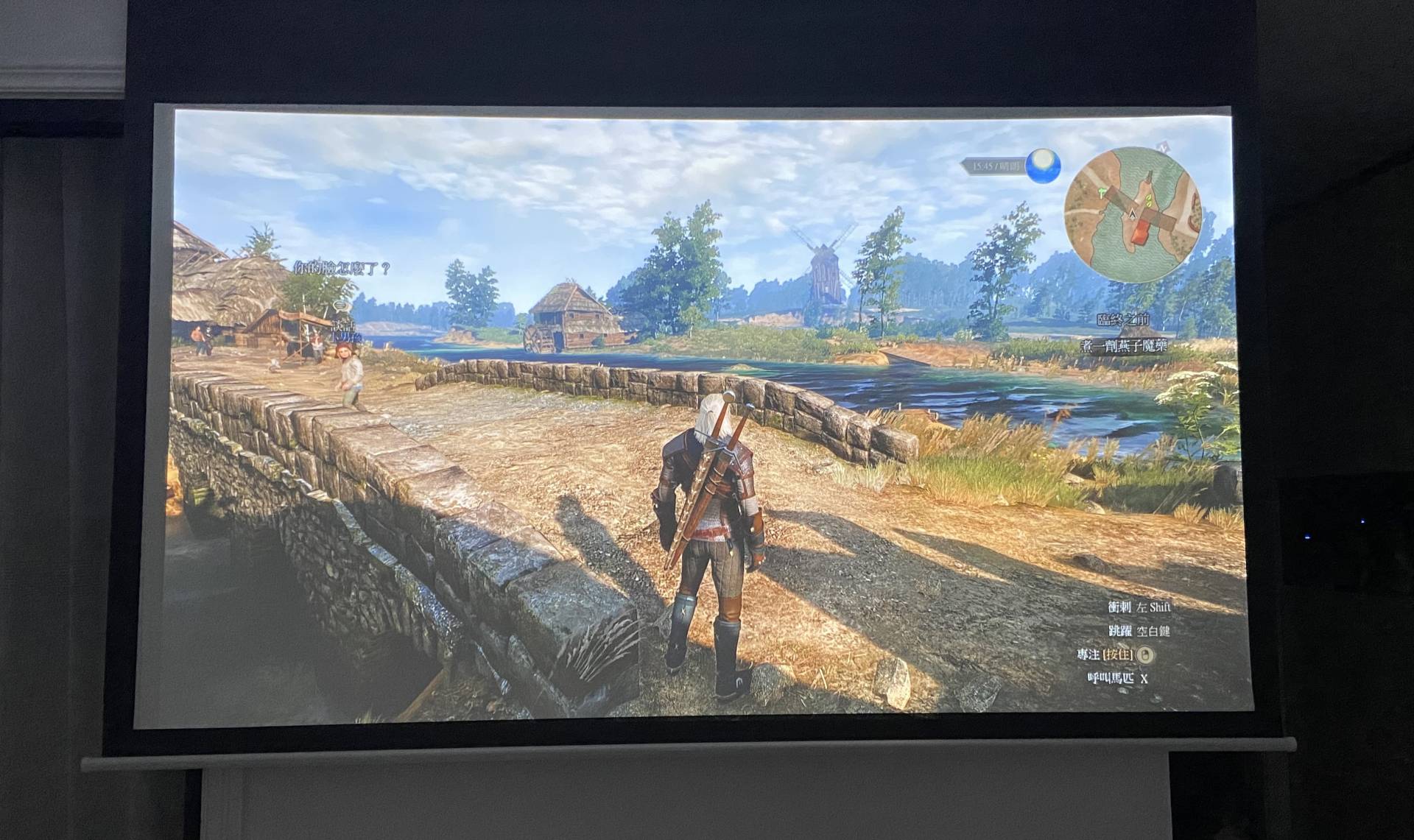 4k智能投影仪,智能4k声控投影仪