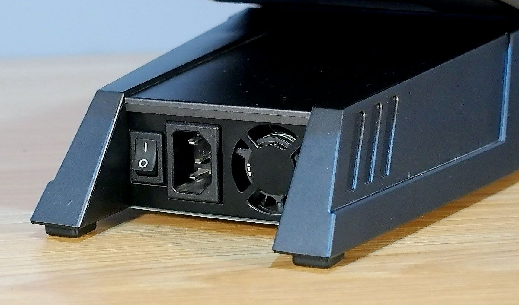 小体量能否撼动新游戏?宙斯盾3测试《全境*锁封**2》