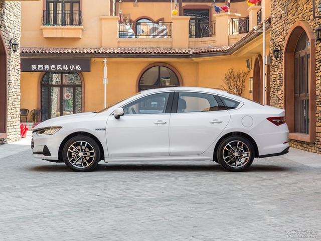 比亚迪汽车怎么样销量好吗,比亚迪的整车工艺怎么样