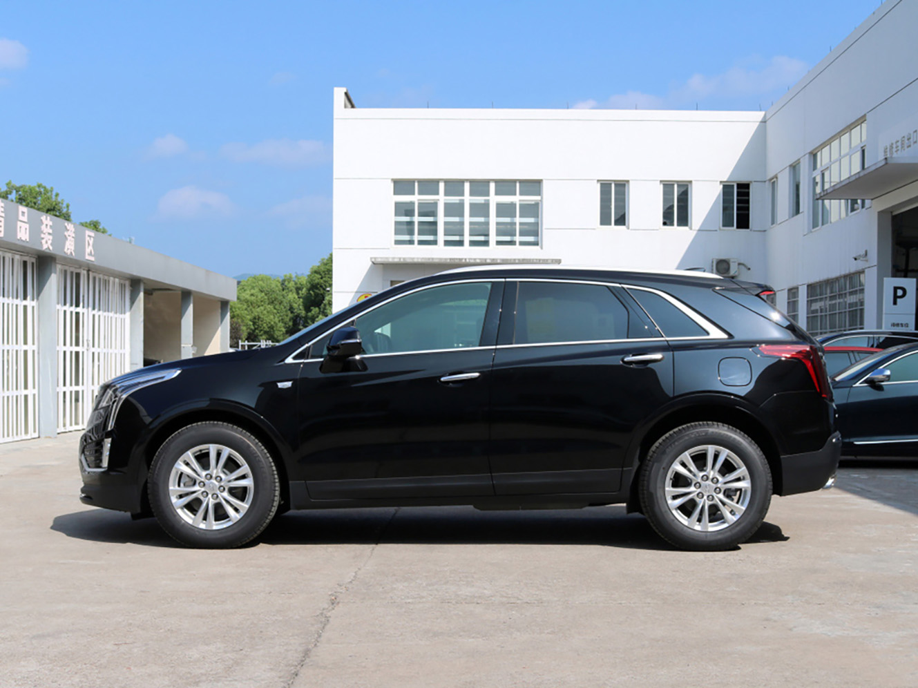 冠道和凯迪拉克xt5加速对比的视频,冠道和凯迪拉克xt5哪个更值得购买