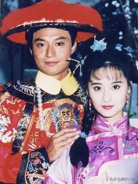 还珠格格一夜爆红,琼瑶剧还珠格格与新还珠格格