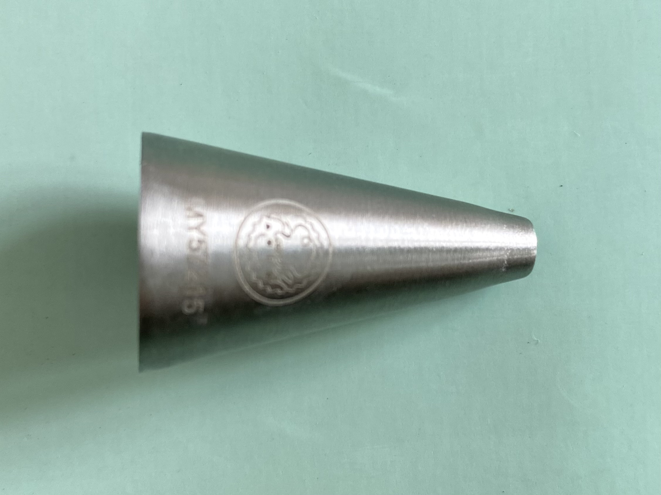 动物奶油裱花基础知识和手法,巧克力蛋糕裱花基础手法