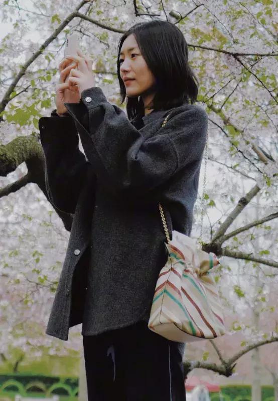 刘雯同款平价包,刘雯同款圆筒包