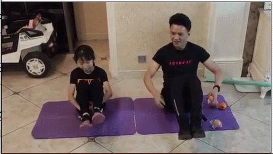 宅在家里的孩子如何锻炼,儿童宅家体能训练