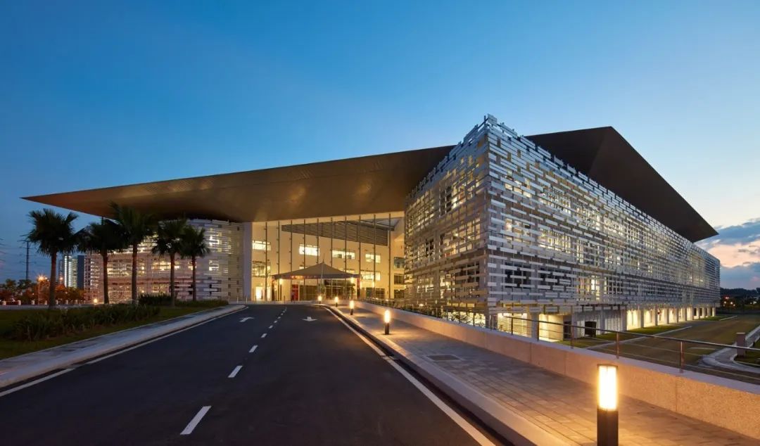 英国雷丁大学相当于国内哪所大学,雷丁大学国际金融