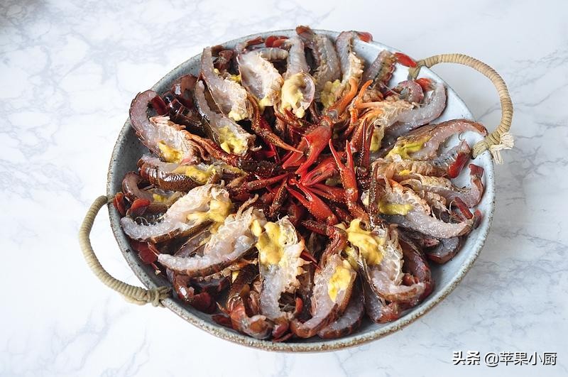 蒜蓉小龙虾不用油炸直接炒怎么做,小龙虾做法不油炸蒜蓉