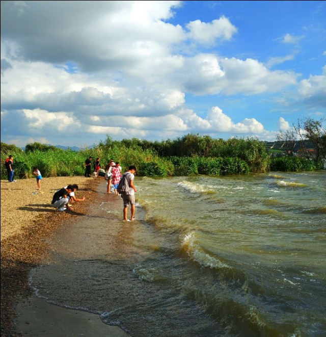 高原明珠滇池,美丽的高原明珠青海湖