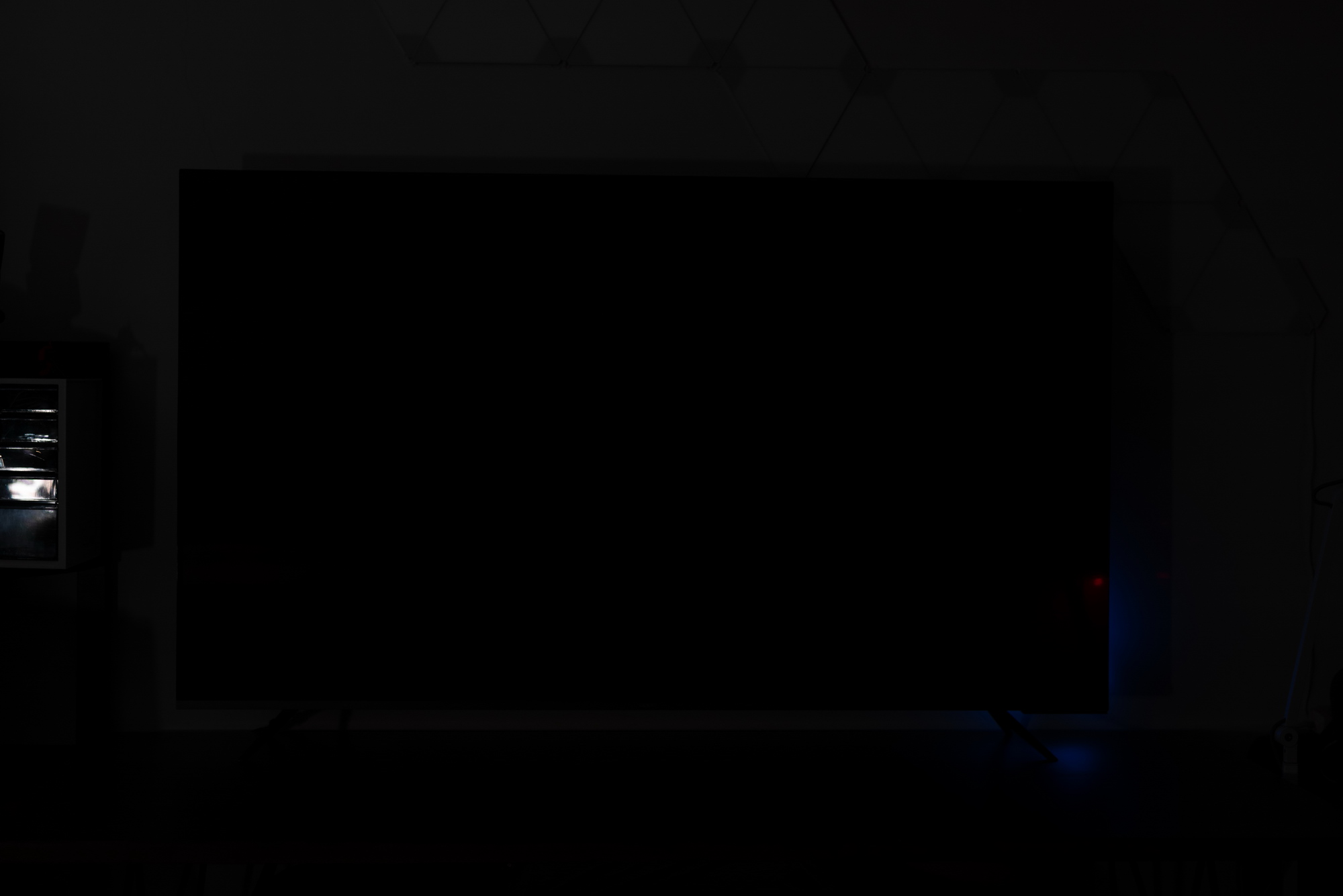 新电视装好之后要怎样才能开机,新电视到了怎么安装