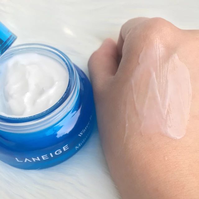 面霜推荐排行榜第一名干皮敏感肌,男士秋冬油皮公认最好的面霜