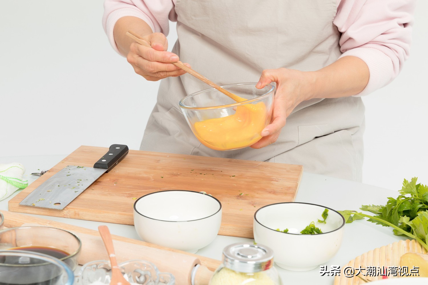 发出吱吱声广州话俚语怎么说,一些难写费解的广东话俚语