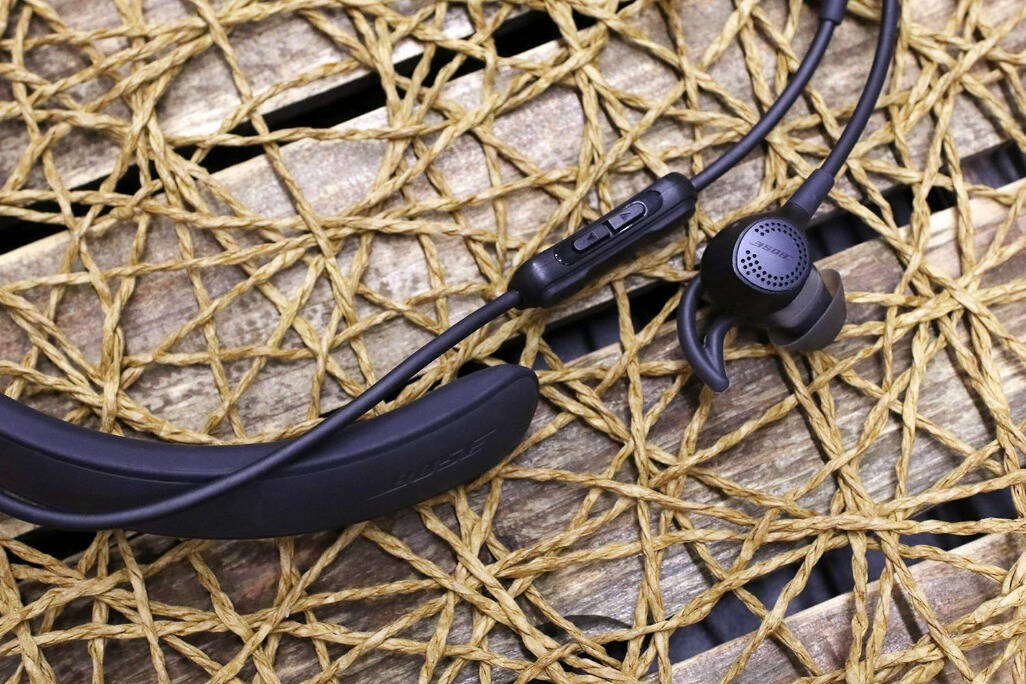 boseqc30有棕色耳机吗,夏天耳机听歌