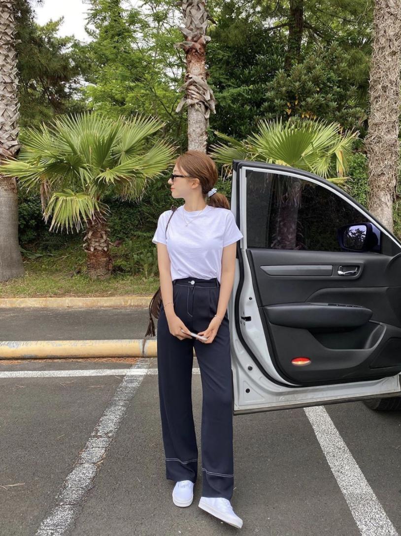 老爹裤的搭配才时髦,老爹裤让你显瘦又时髦