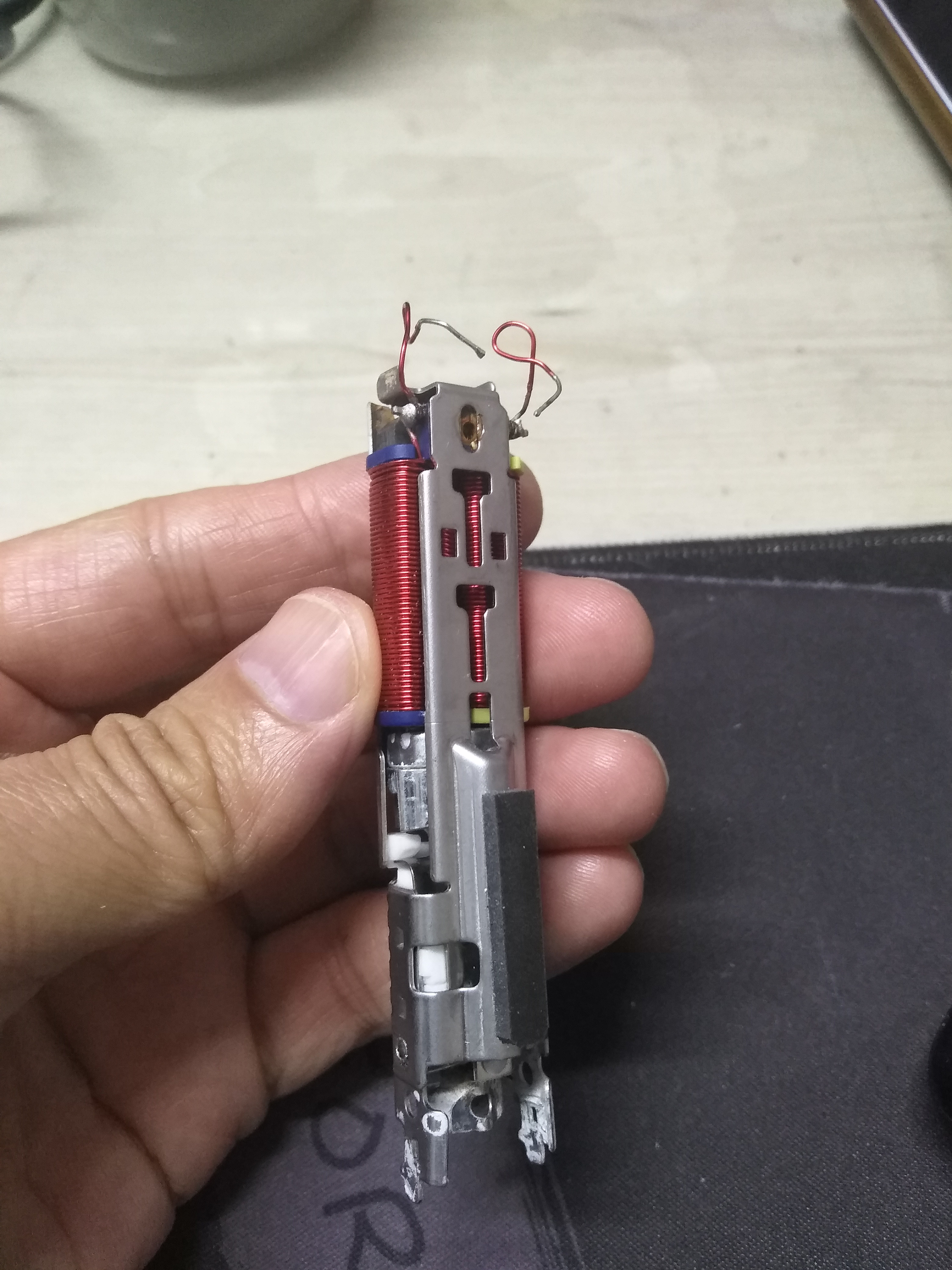 飞利浦电动牙刷6731维修,飞利浦hx99电动牙刷坏了怎么处理