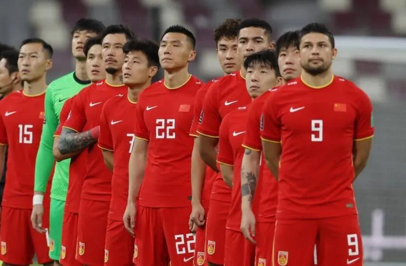 国足应向朝鲜男足学习朝鲜队在2010年世界杯只与巴西差一粒进球