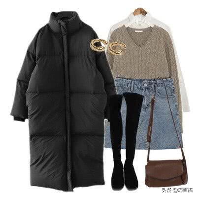 黑色中长款大棉衣穿搭高级感,黑色棉衣显瘦遮肉