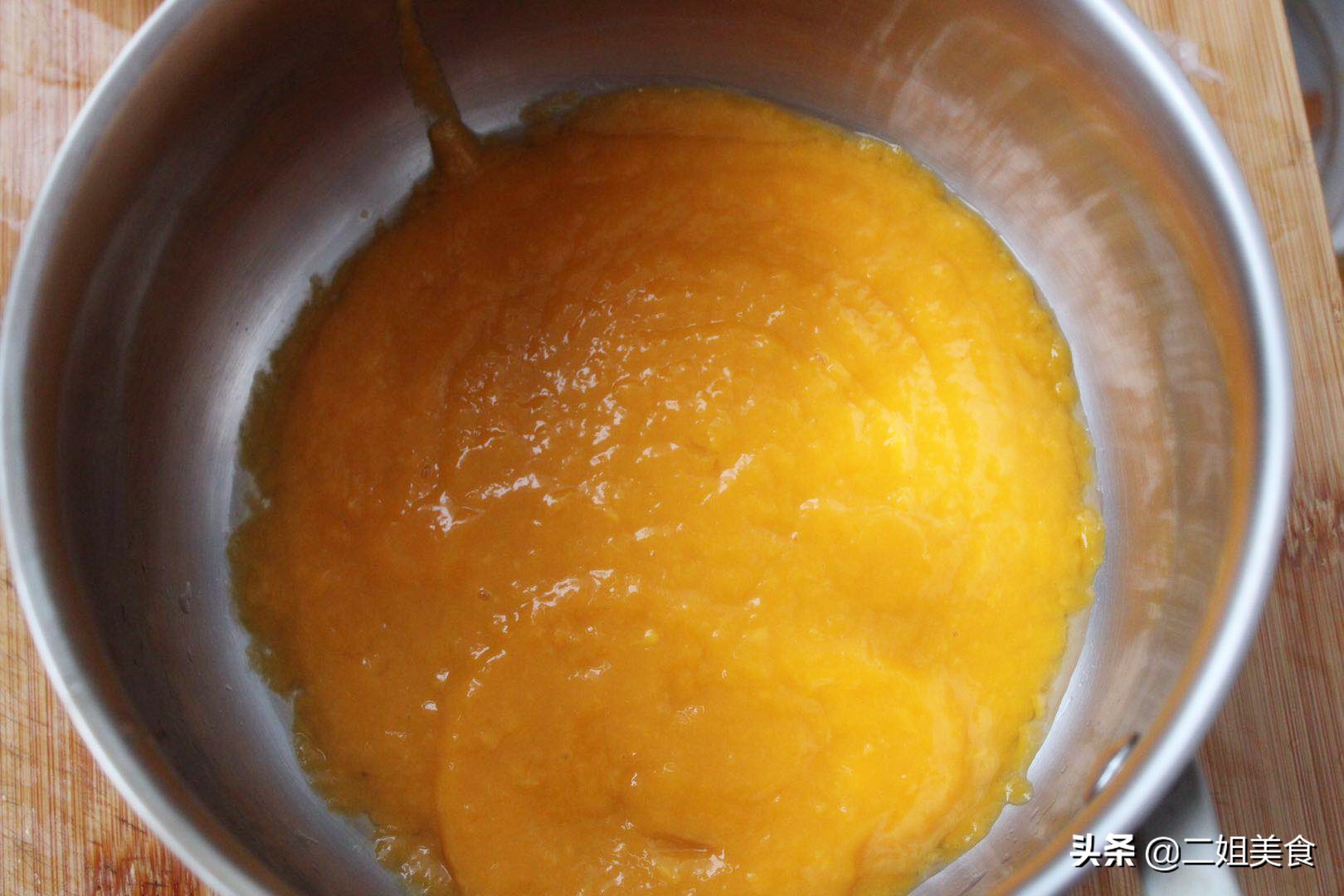 怎么做芒果冰淇淋不会有冰沙,夏天要来了教你做一杯芒果冰激凌