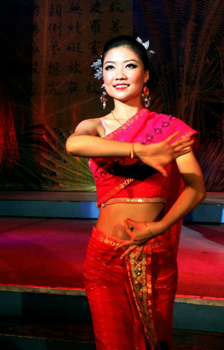 西双版纳旅游攻略最新详细,西双版纳旅游高端攻略