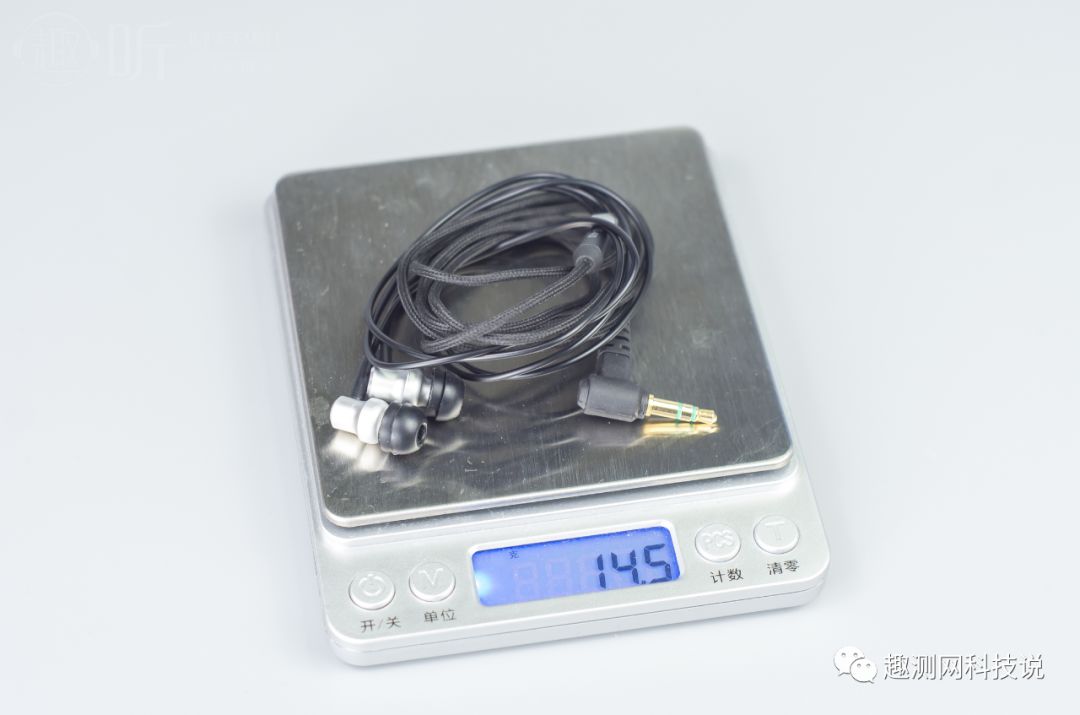 小巧体积：HiFiMAN/海菲曼RE-400入耳式耳机测评报告