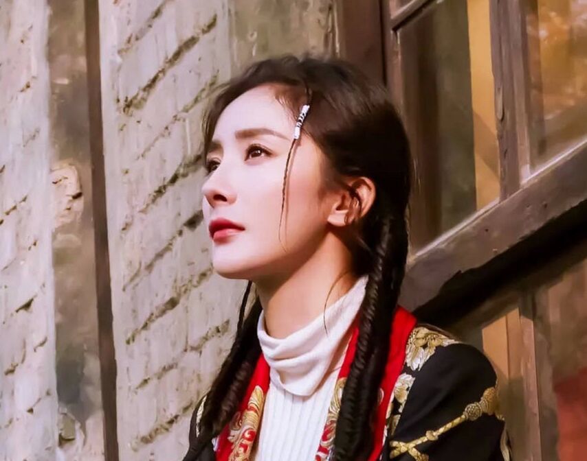 热巴脸崩,热巴的脸垮成啥样了