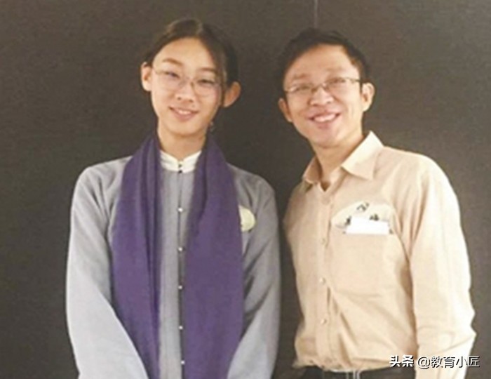 武亦姝清华大学军训,武亦姝清华军训演讲视频