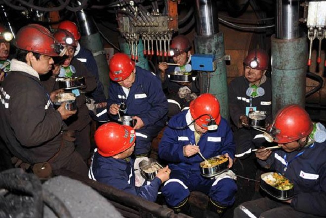 山上修一条土路需要什么,清理皮带巷施工措施