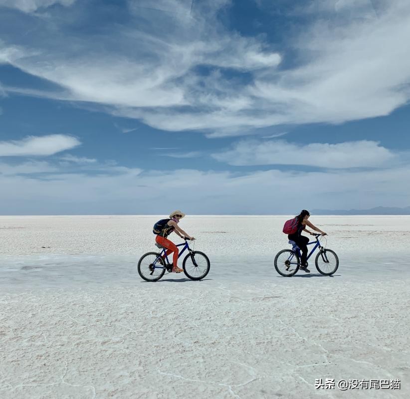 玻利维亚乌尤尼盐沼天空之镜航拍,玻利维亚乌尤尼盐沼最佳观赏时间