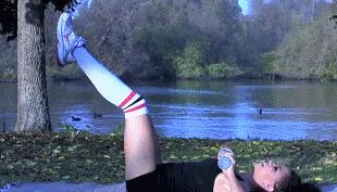 手臂的肉松弛是什么原因,手臂肉肉松弛是怎么造成的