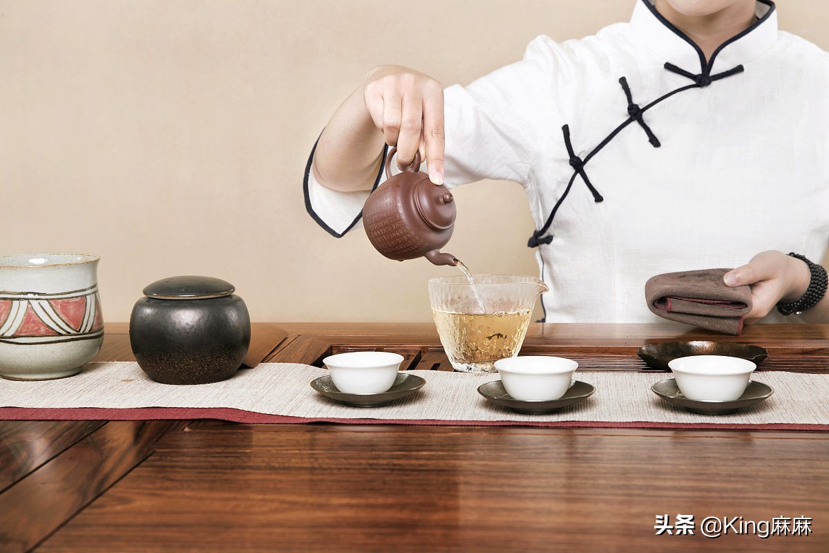 绿茶红茶保质期多长时间,茶叶开茶后的保质期是多久