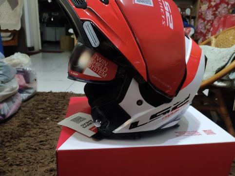 ls2顶级揭面盔测评,跟ls2一样的揭面盔