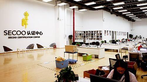 一条腰带奢侈品,怎么辨别奢侈品腰带的真假