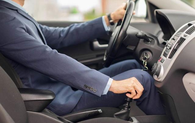 手动挡车省油绝招100招,手动挡汽车省油技巧