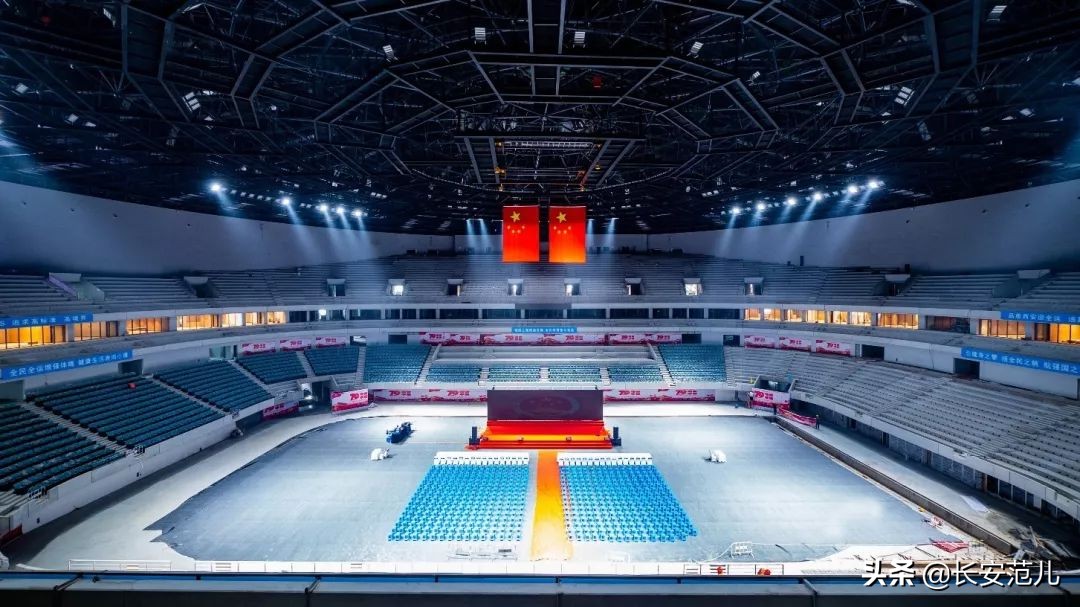 西安最“钢”地标！782天，西安奥体中心主体育场“石榴花”落成