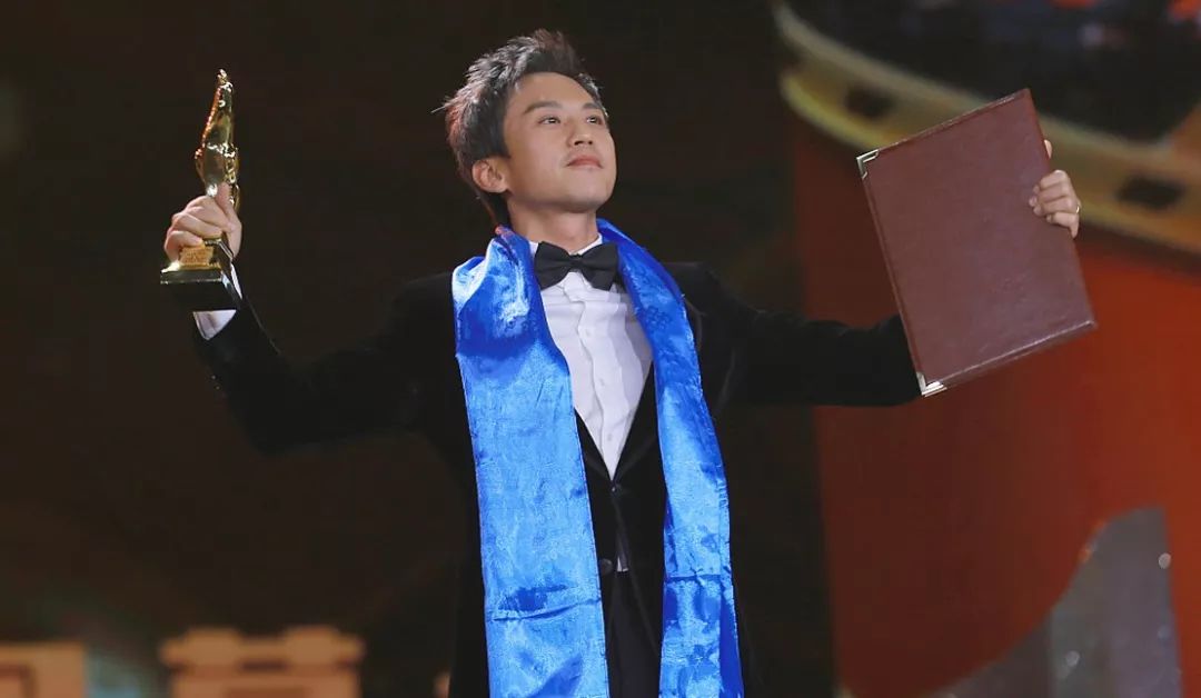 谁是影坛第一人,成龙个人经历