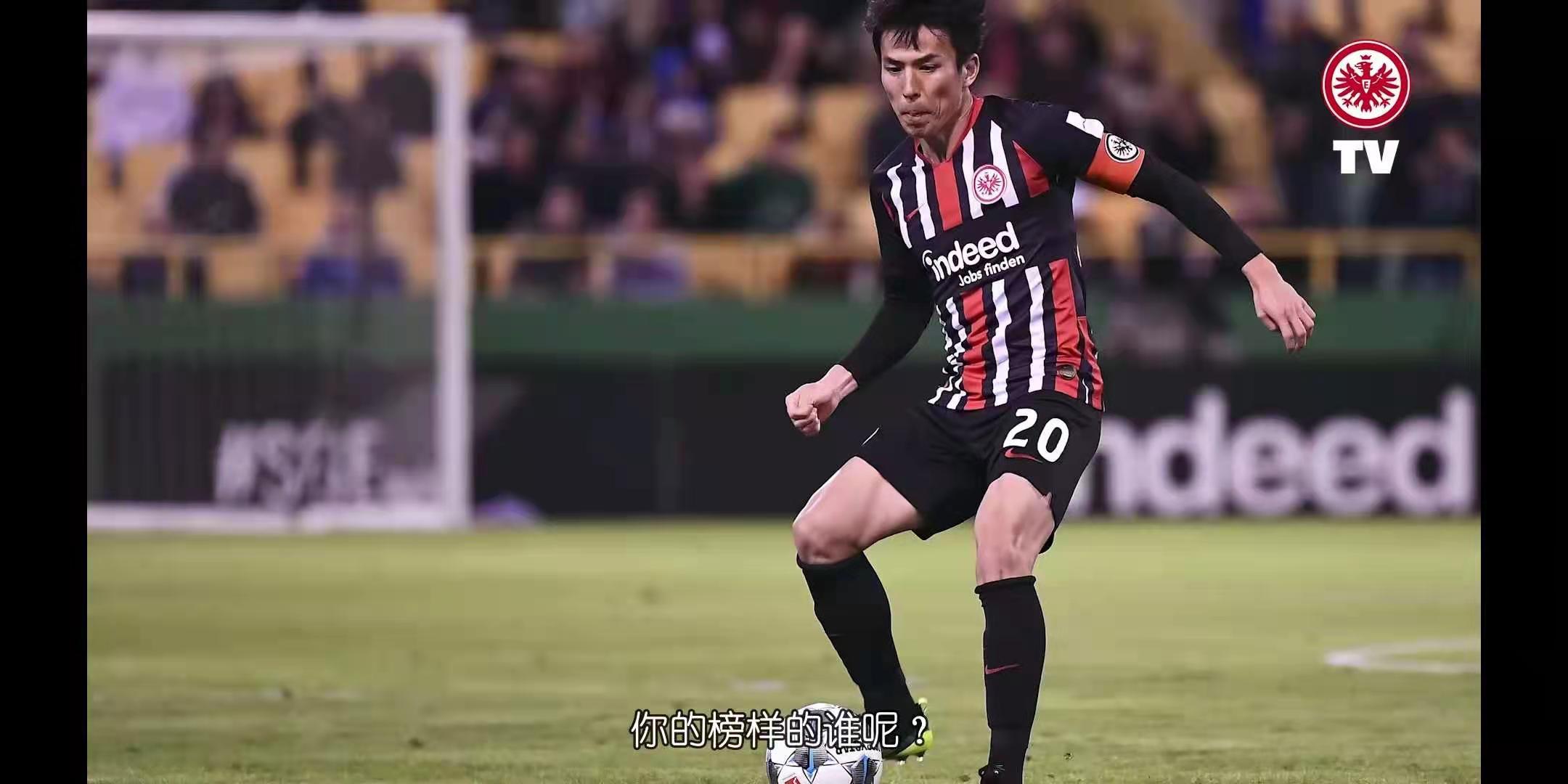 日本55岁足球老将,54岁还在踢球