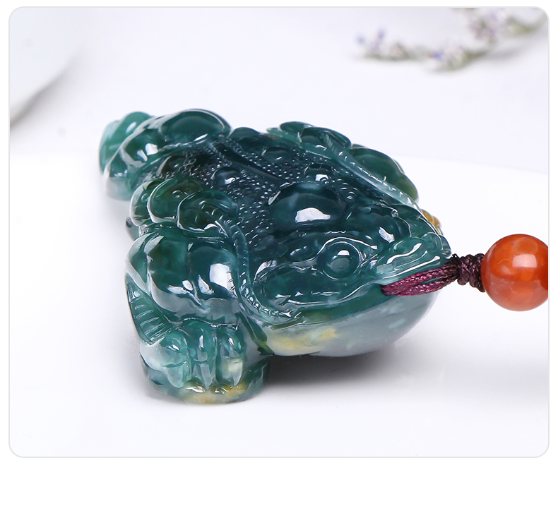 招财翡翠玉牌,招财翡翠福豆