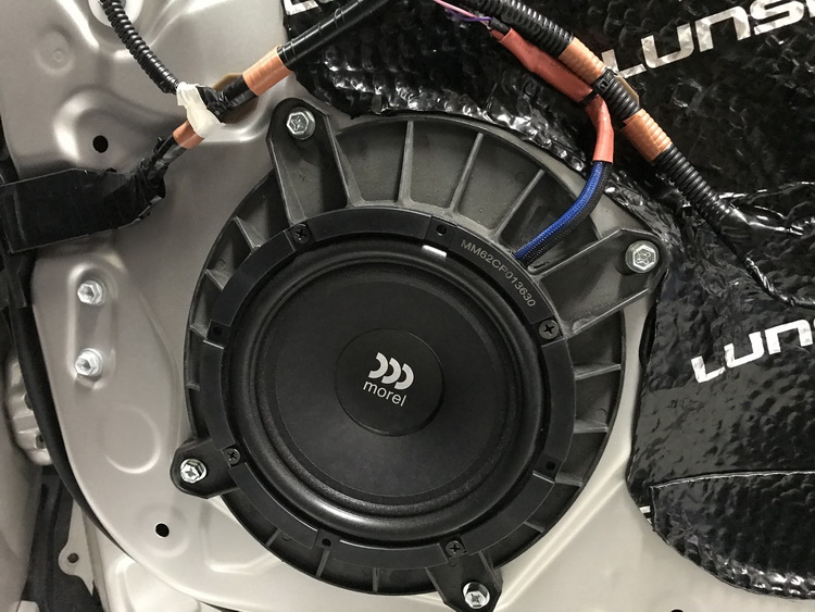 深圳丰田凯美瑞音响改装,东莞汽车音响改装第八代凯美瑞