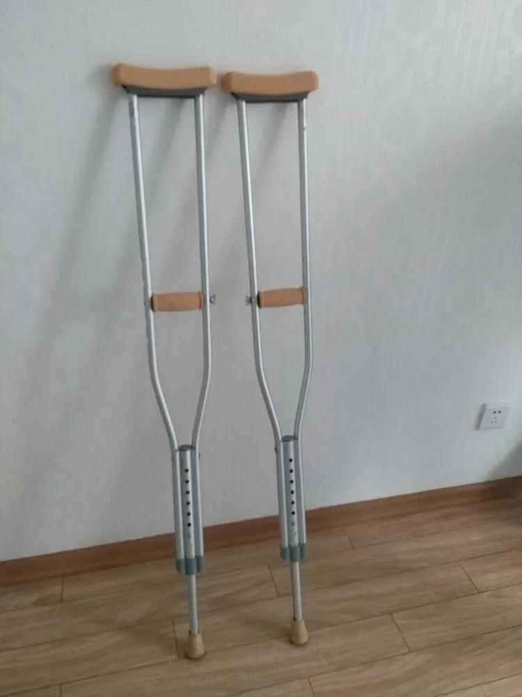 股骨头坏死疼痛难忍，怎样减轻疼痛？