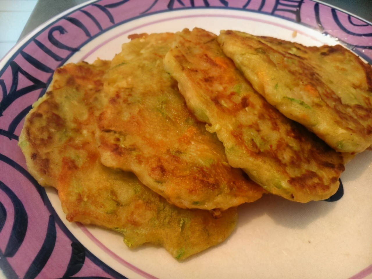 做煎饼和面详细教程,煎饼怎么和面又脆又香酥