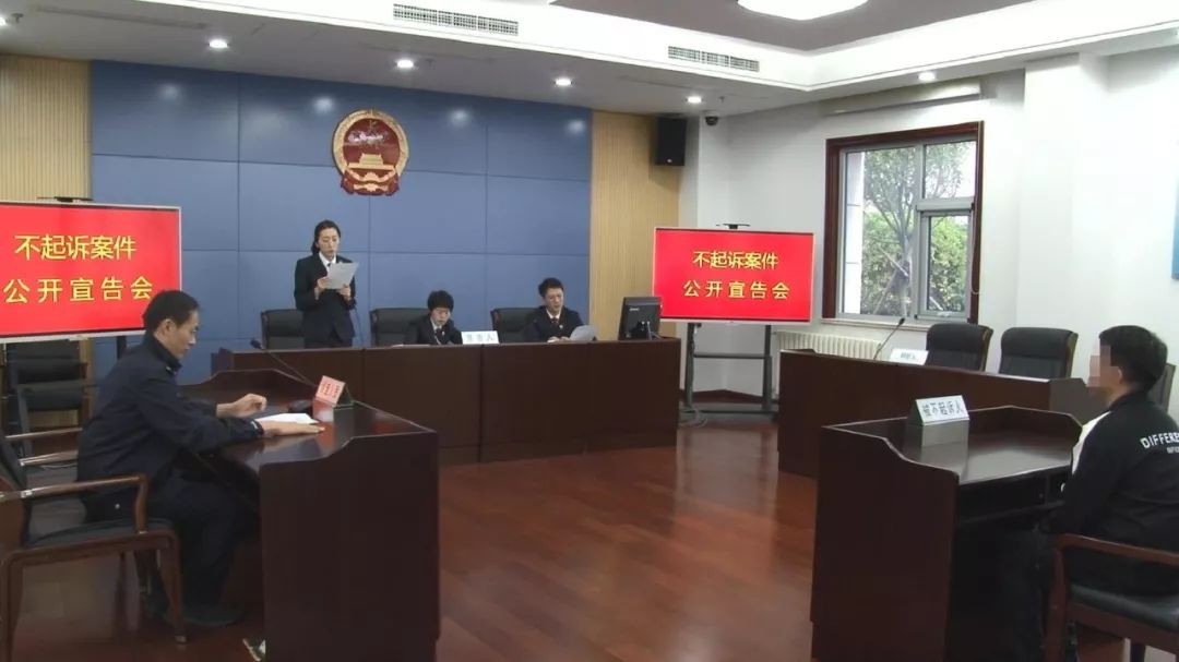 同样是盐冻虾为什么颜色不一样,同样是冻虾口感咋不一样呢