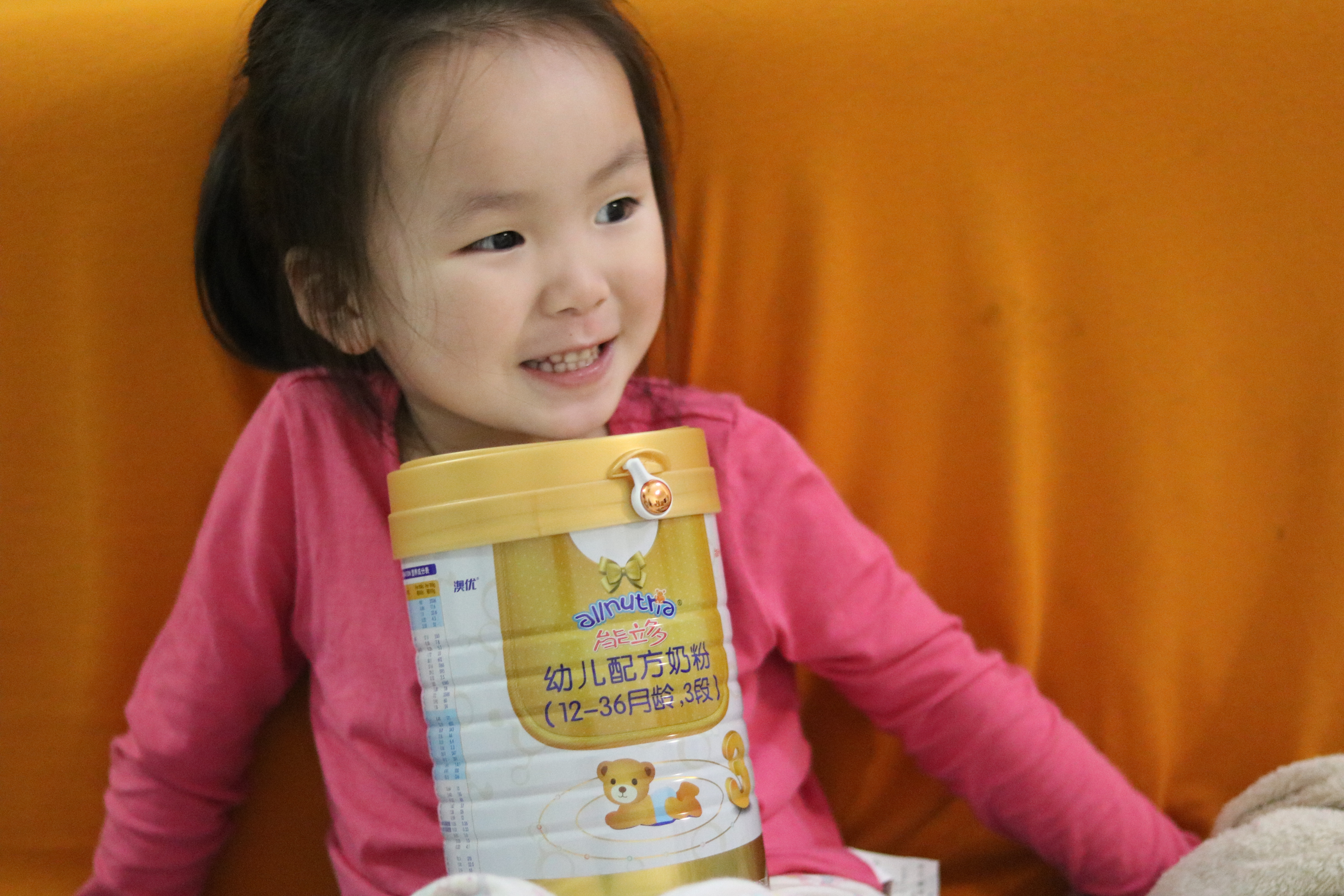 喝奶瓶长大的妞，第一口neinei我选择了这个牌子