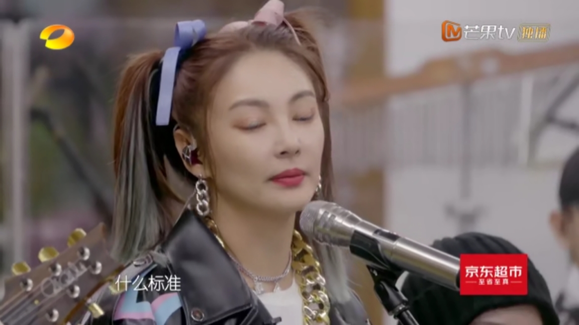 神似赫本，妩媚胜梦露，从泉州到成都，她们如精灵洒落人间