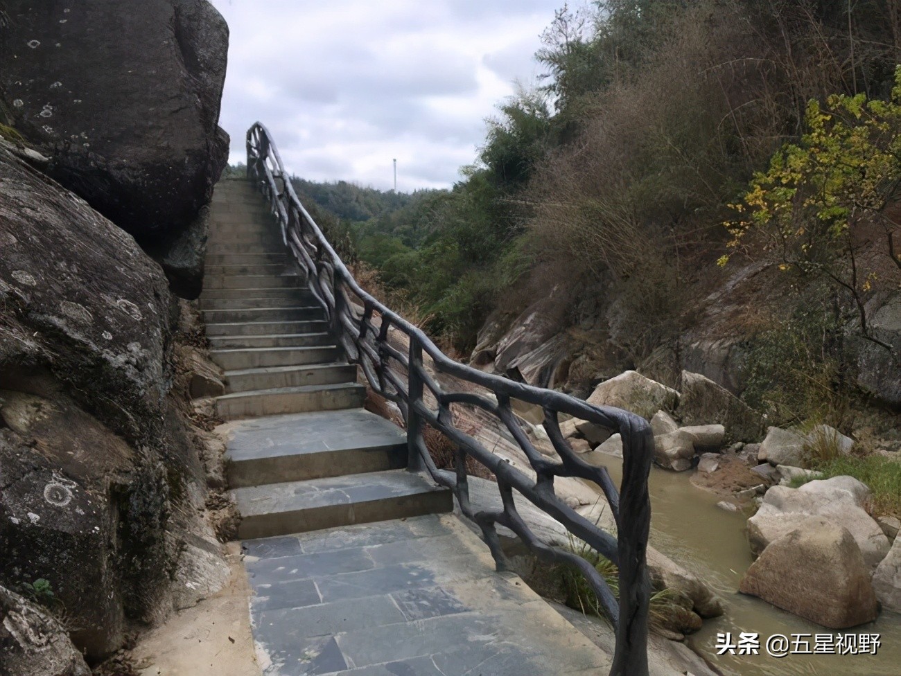 赣州三阳山，窑背有龙潭，里面还有“金鸭婆”，这个你知道吗？